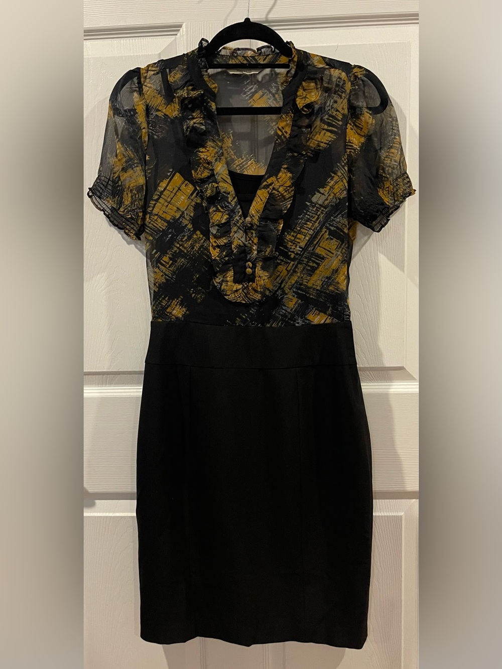 RW&CO. Black and Mustard Sheer Bodice Ruffle Pencil Dress size4